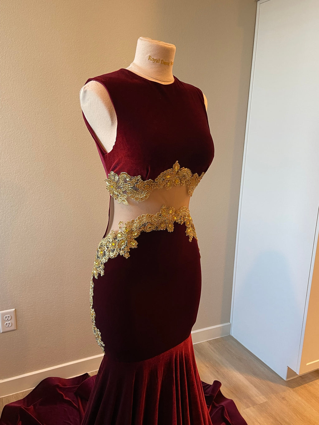Nova Gown